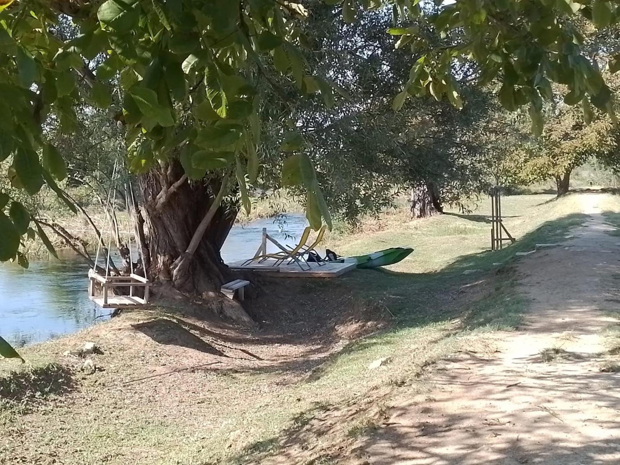 Glamping House Two Rivers Liyubuşka Dış mekan fotoğraf
