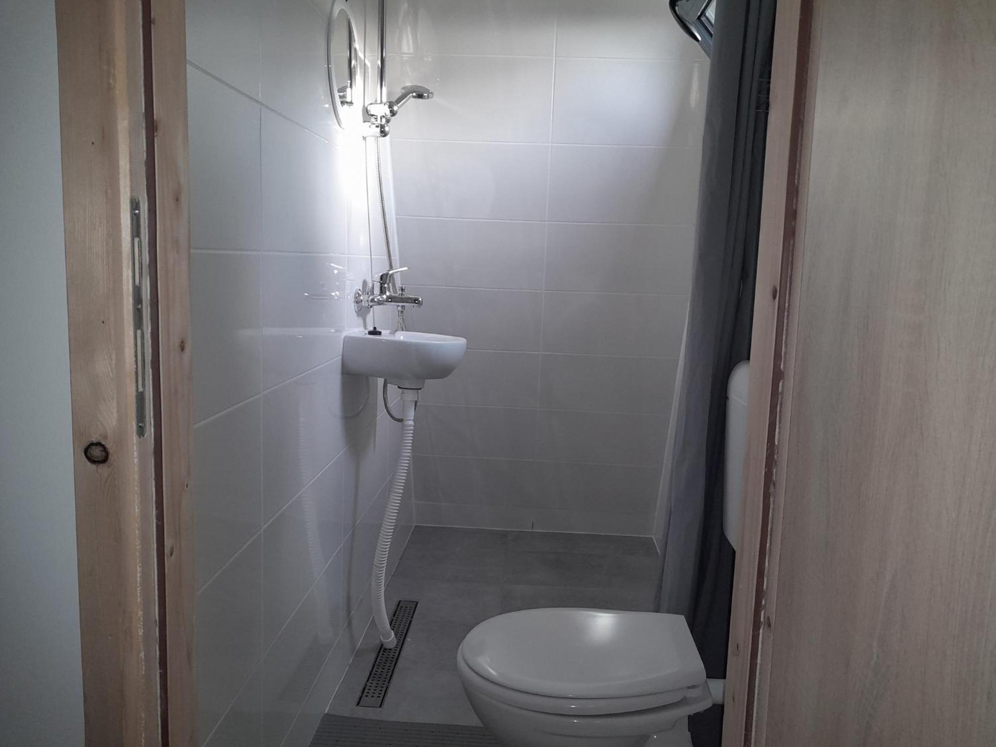 Glamping House Two Rivers Liyubuşka Dış mekan fotoğraf